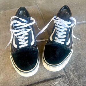 🛹 VANS• Old Skool Classic Shoes• Black / White, Size 13| EUR 47